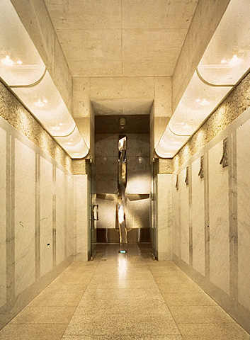 �G���g�����X�z�[��